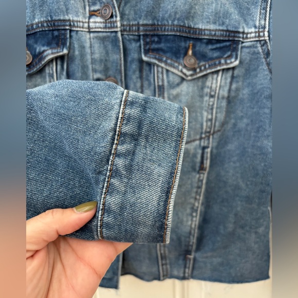 Kensie Denim Jean Jacket Women's M Medium Wash Raw Hem 100% Cotton - Picture 4 of 8